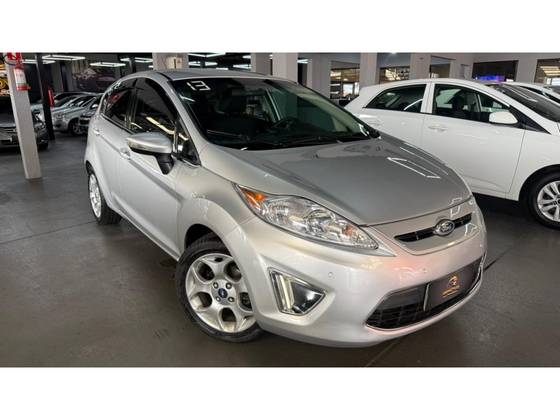 FORD FIESTA 1.6 SE HATCH 16V FLEX 4P MANUAL